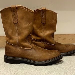 Red Wing Pecos men’s size AA 13 - barely worn